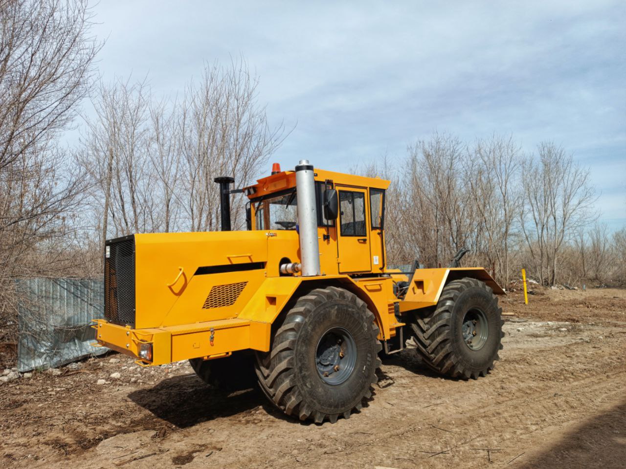 Трактор Кировец К-700 Трактор Кировец К-700