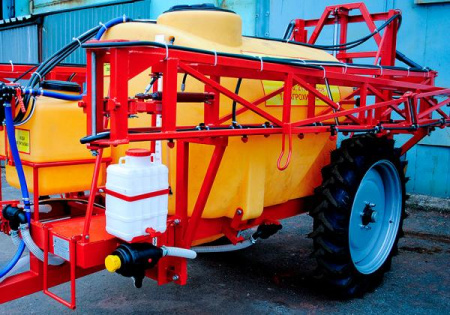 Опрыскиватель модернизированный полуприцепной штанговыйБУРАН-2500 21,6 м.