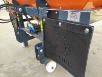 Разбрасыватель минеральных удобрений РДФ-1000