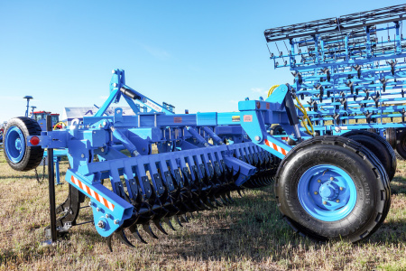 Плуг чизельный полуприцепной Svarog ПЧП-4,5