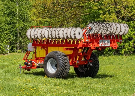 АПВУ-9 Агрегат почвенного внесения удобрения