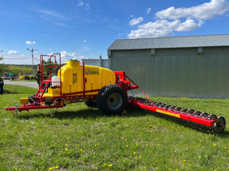 Агрегат почвенного внесения жидких удобрений АПВУ-9