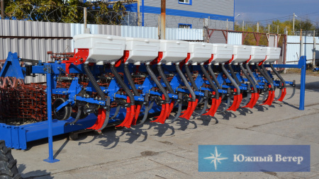 Культиватор КРН с подкормочным приспособлением